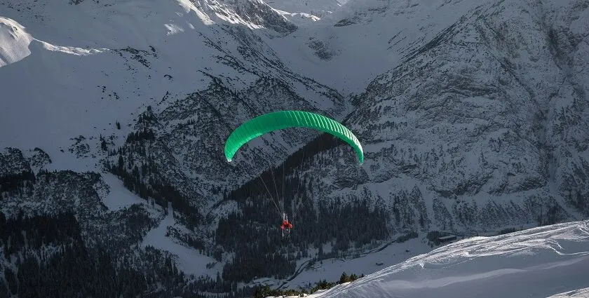 Indrunag Paragliding in Dharamshala: Easy Local Adventure for First-Time Flyers